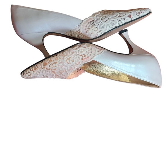 Timothy Hitsman Pink and White Heels with Classic Pump Design - Picture 8 of 16